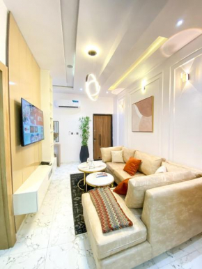 Beautiful 2 Bedroom Apartment